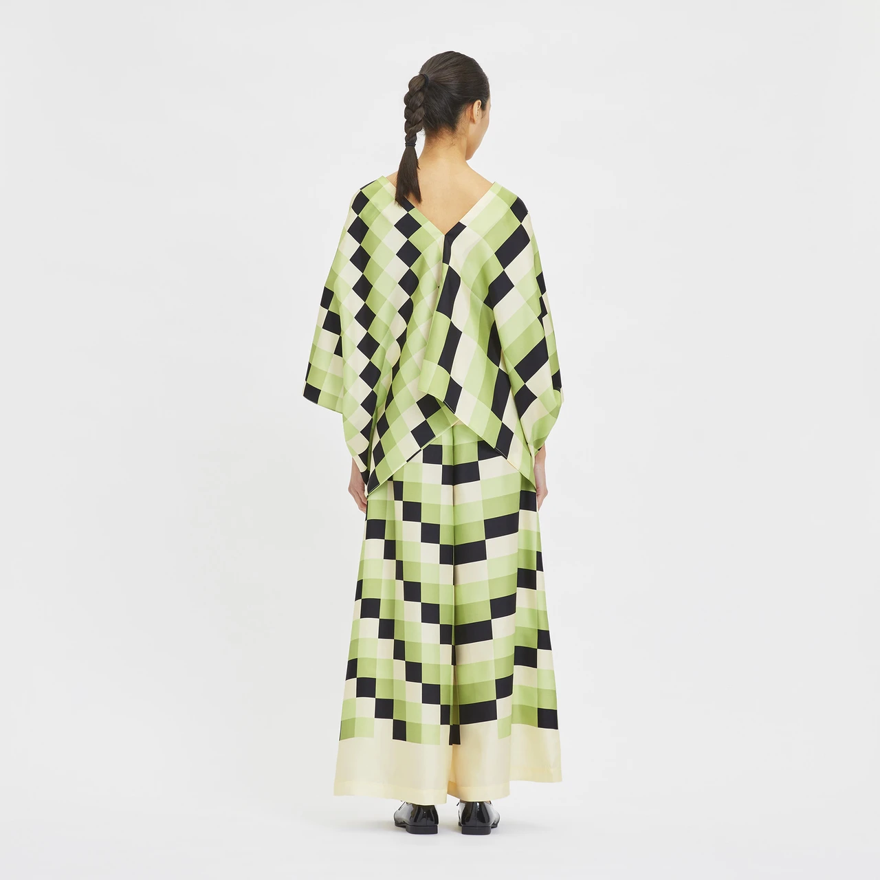 EMERALD MOSAIC: WOMEN'S V-NECK SILK CO-ORD SET